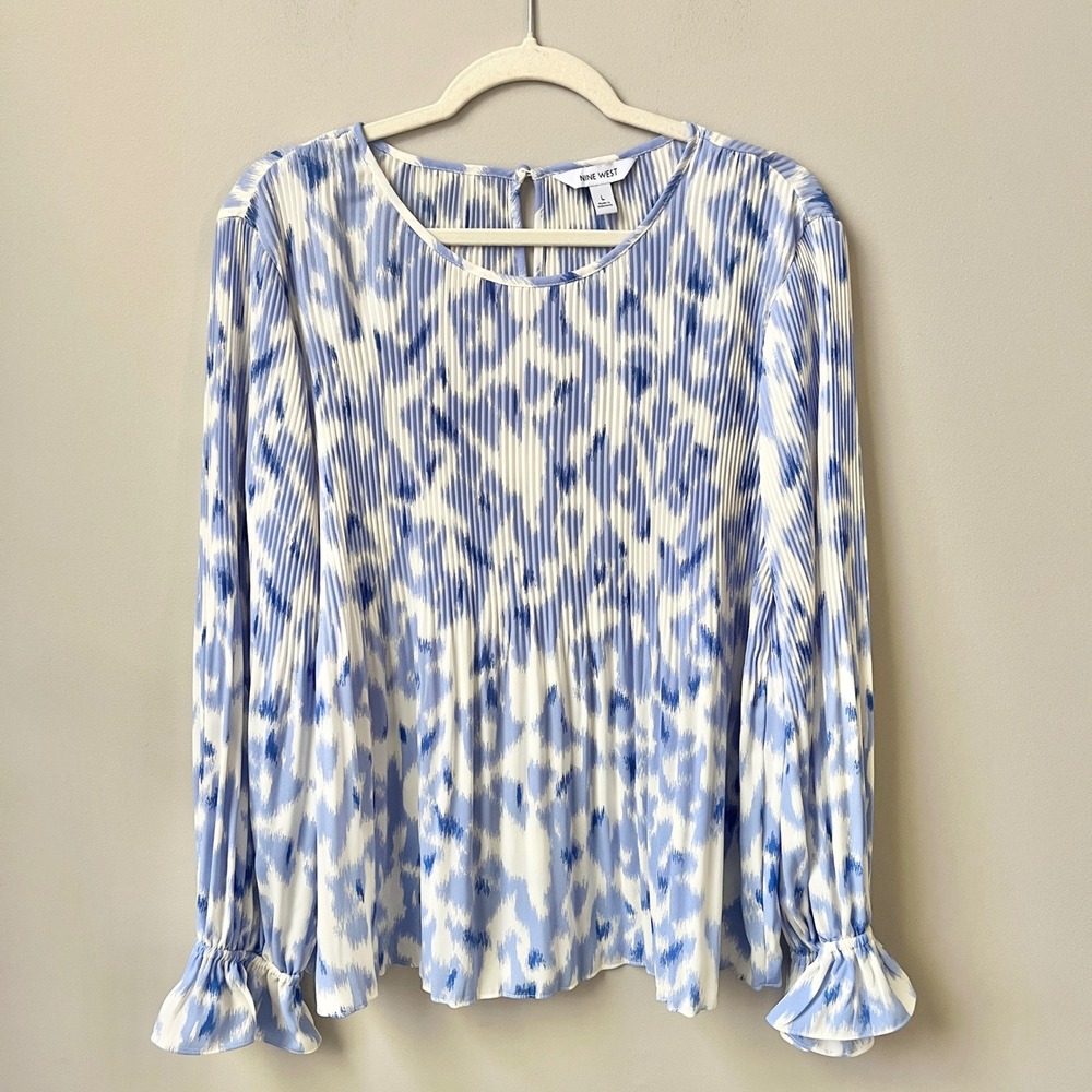Nine West Blouse Top Women's L New NWT Ikat Blue White Feminine Office Pleated